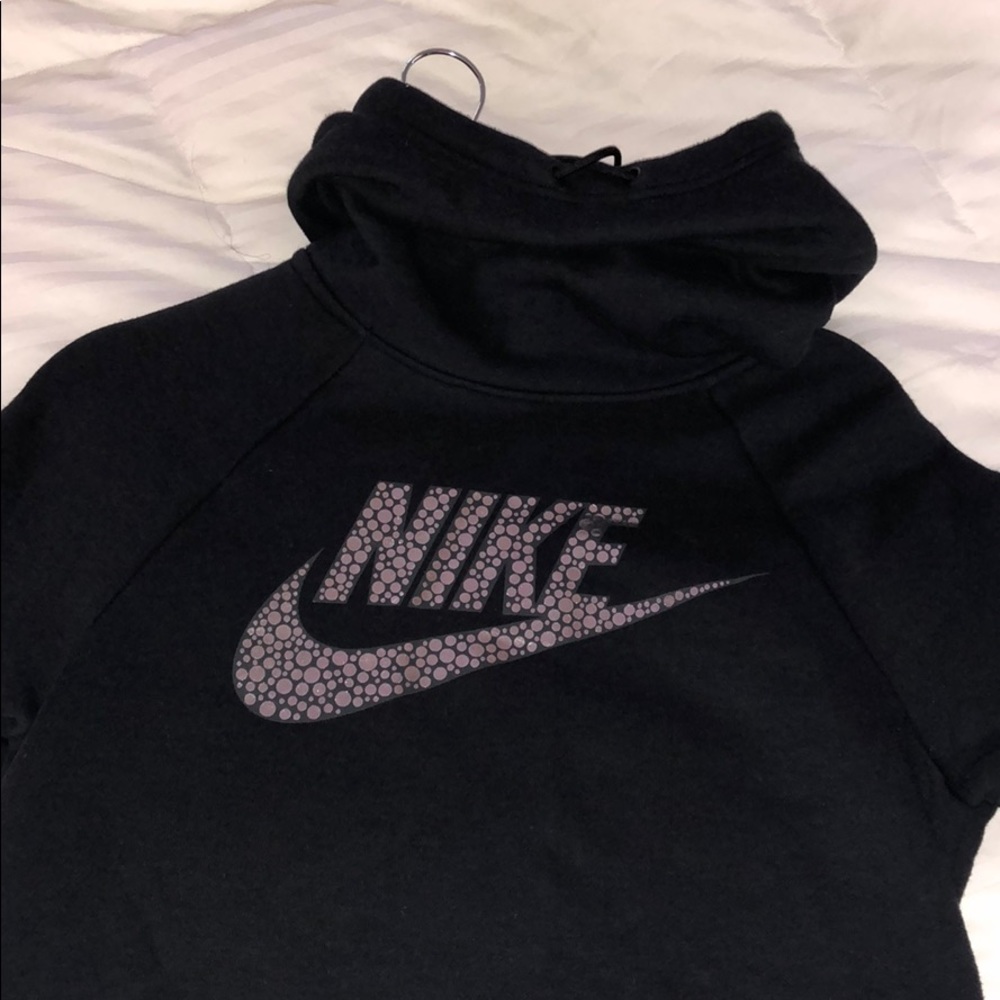 Nike Sweatshirt - Picture 2 of 3
